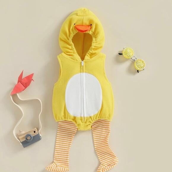 Duckling Costume - Picture 3 of 3